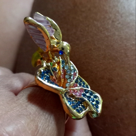 RING - HIBISCUS FLOWER HUMMINGBIRD RHINESTONE ENAMEL GOLD TONE SIZE 7 - Picture 4 of 13